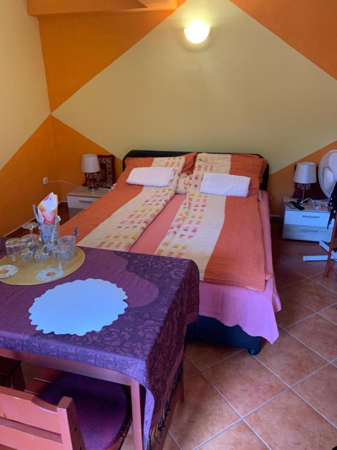 Fonix Apartman Apartment Кестели Екстериор снимка