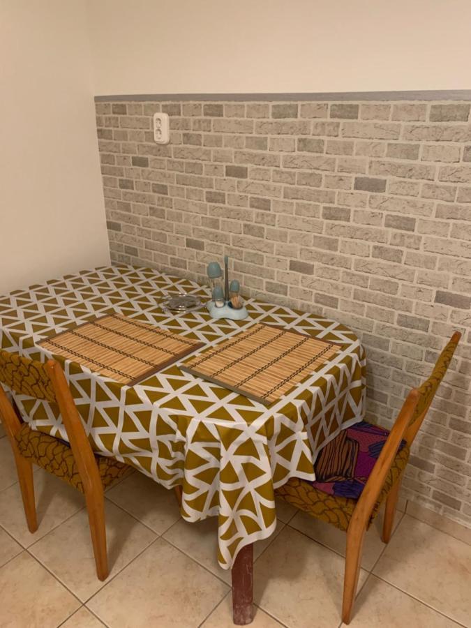 Fonix Apartman Apartment Кестели Екстериор снимка