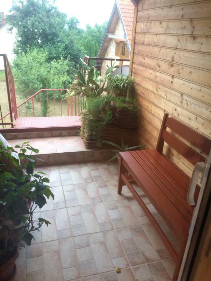Fonix Apartman Apartment Кестели Екстериор снимка